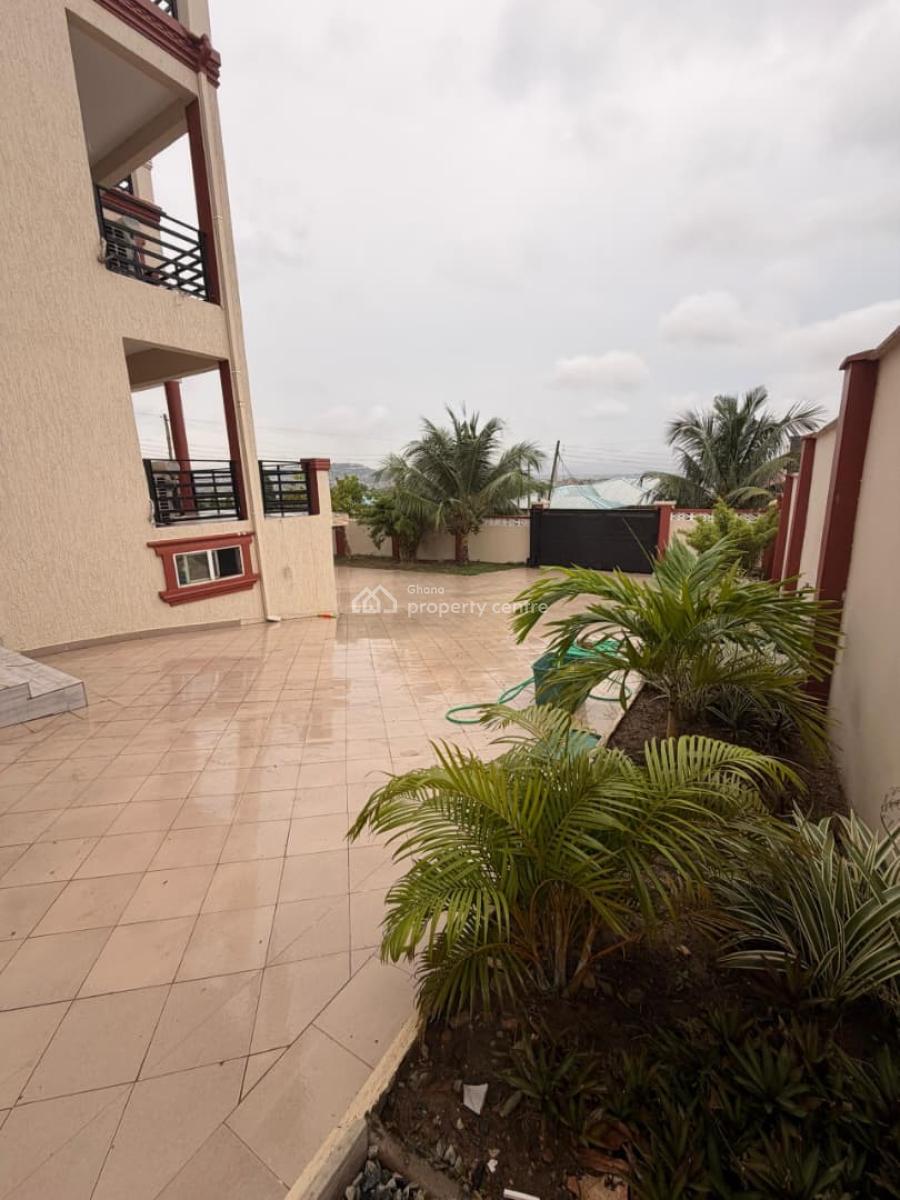 West Hills Mall Old Barrier 5 Bedrooms House, West Hills Mall Old Barrier, Weija, Ga South Municipal, Accra, House for Sale