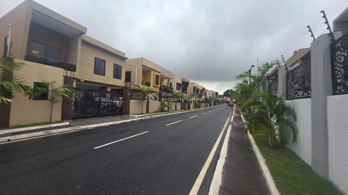 5 Bedroom Furnished House with Boys Quarters Amd Pool, East Airport, Accra Metropolitan, Accra, House for Sale