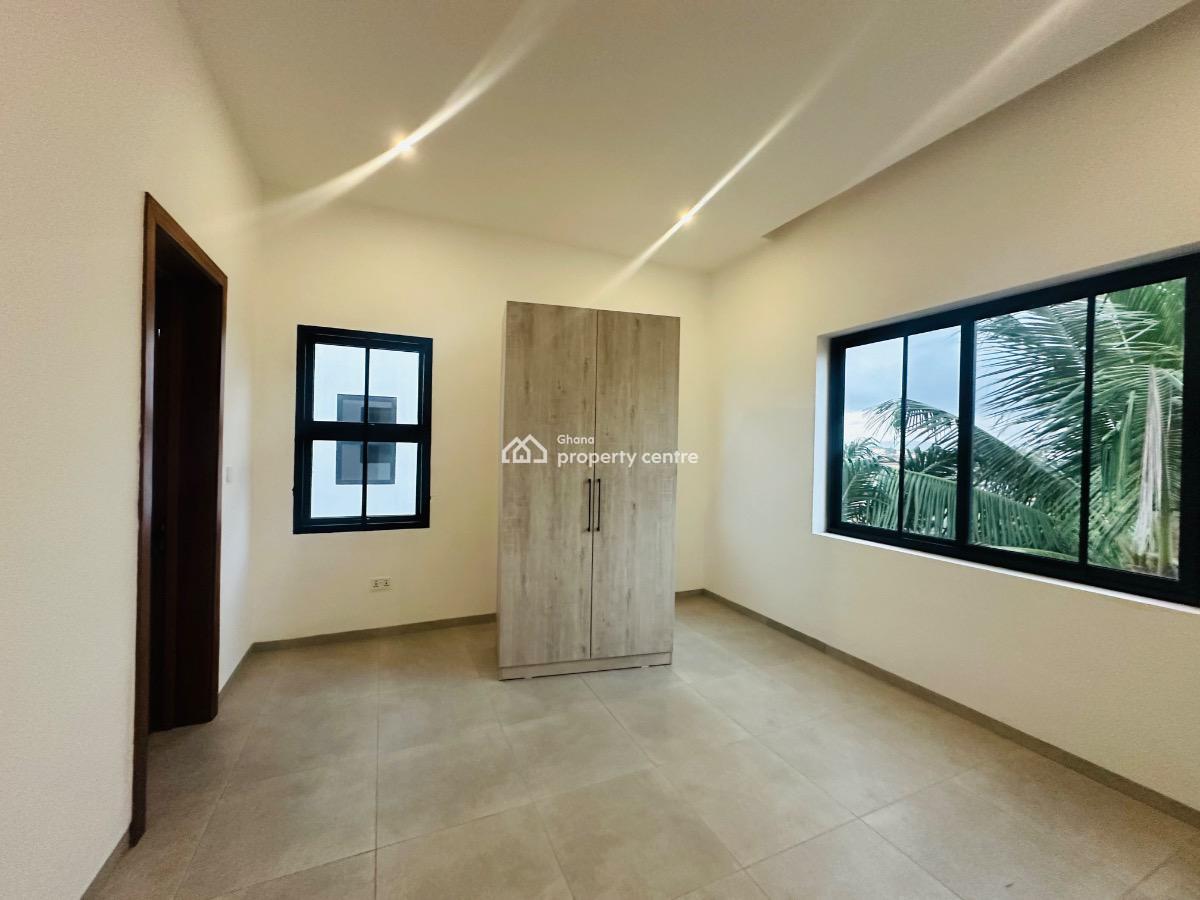 4 Bed Townhome with Private Pool & Boys Quarters in a Gated Community, North Legon, Accra, Townhouse for Rent