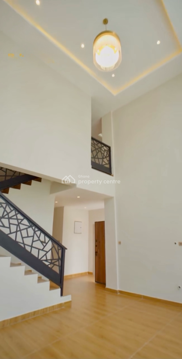 4 Bedroms Townhome with Staff Quarters in a Gated Community with Pool, Mahama Road, East Airport, Airport Residential Area, Accra, Townhouse for Sale