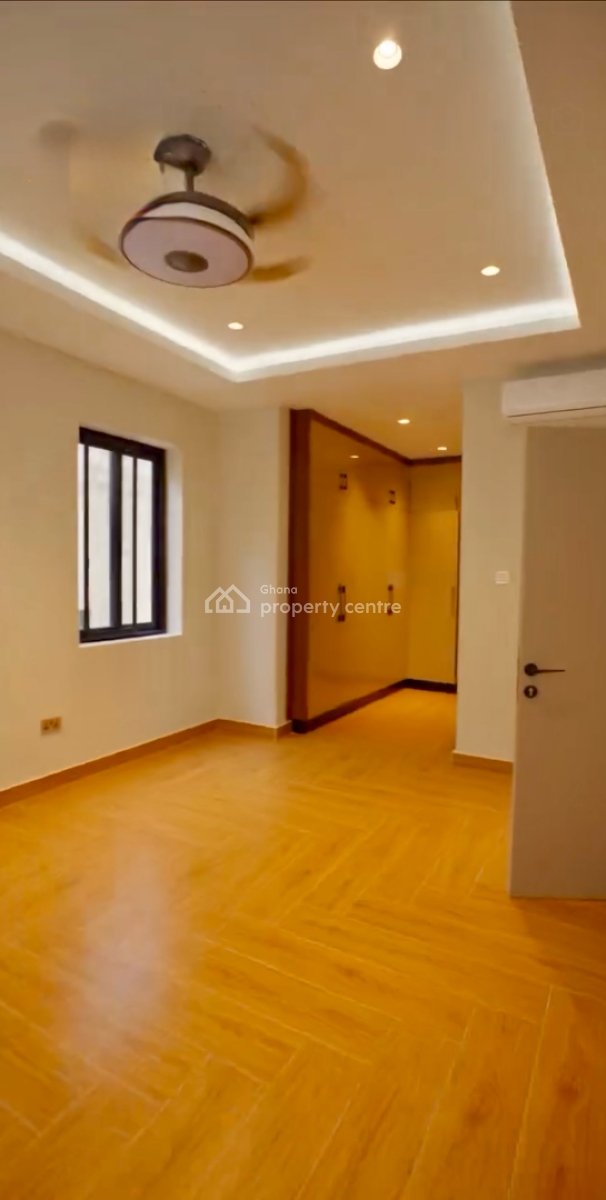 4 Bedroms Townhome with Staff Quarters in a Gated Community with Pool, Mahama Road, East Airport, Airport Residential Area, Accra, Townhouse for Sale