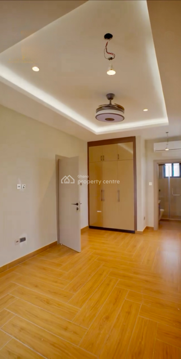 4 Bedroms Townhome with Staff Quarters in a Gated Community with Pool, Mahama Road, East Airport, Airport Residential Area, Accra, Townhouse for Sale