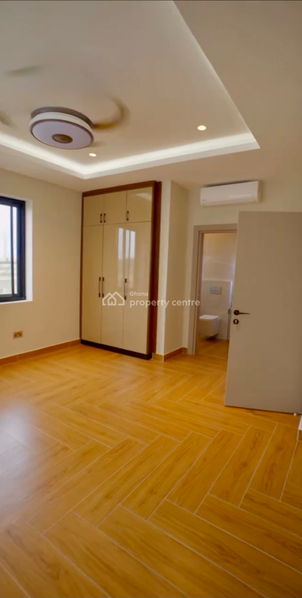 4 Bedroms Townhome with Staff Quarters in a Gated Community with Pool, Mahama Road, East Airport, Airport Residential Area, Accra, Townhouse for Sale