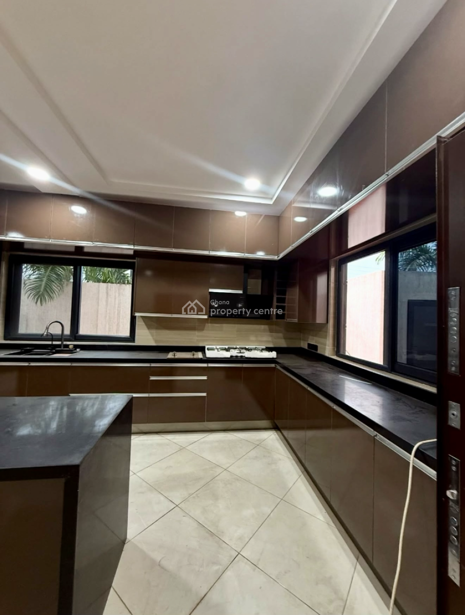 Detached 4 Bedroom Duplex with Staff Quarters in a Gated Community, Regimanuel, East Airport, Airport Residential Area, Accra, Detached Duplex for Sale