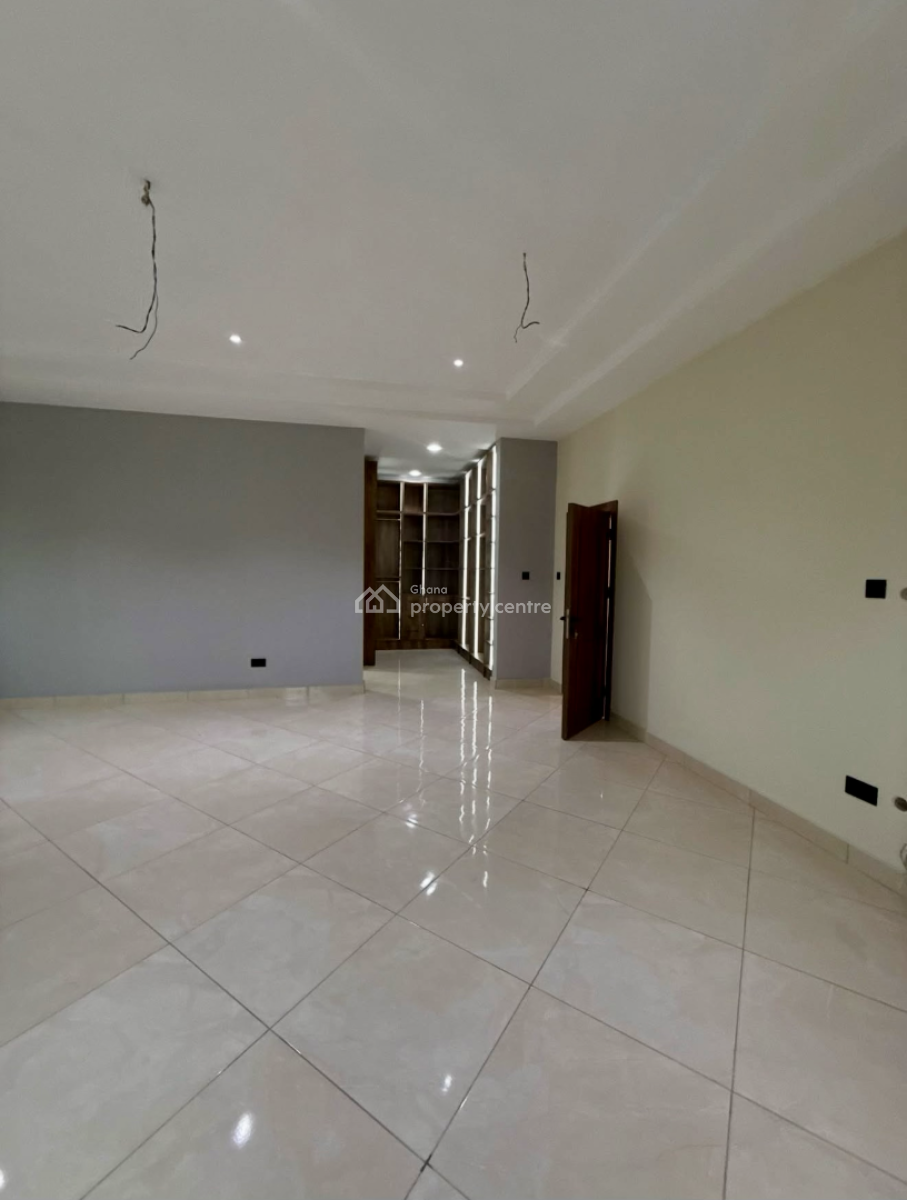 Detached 4 Bedroom Duplex with Staff Quarters in a Gated Community, Regimanuel, East Airport, Airport Residential Area, Accra, Detached Duplex for Sale