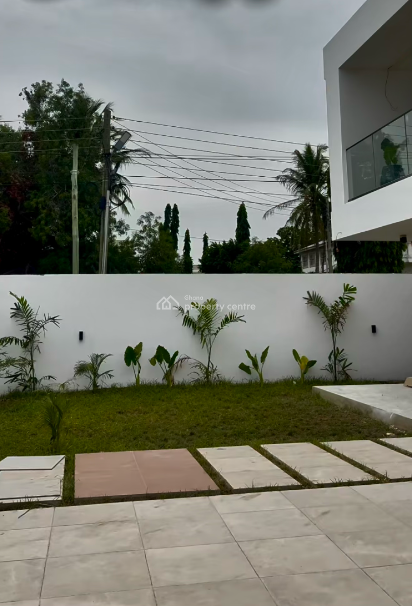 Detached 4 Bedroom Duplex in a Gated Community, East Airport, Airport Residential Area, Accra, Detached Duplex for Sale