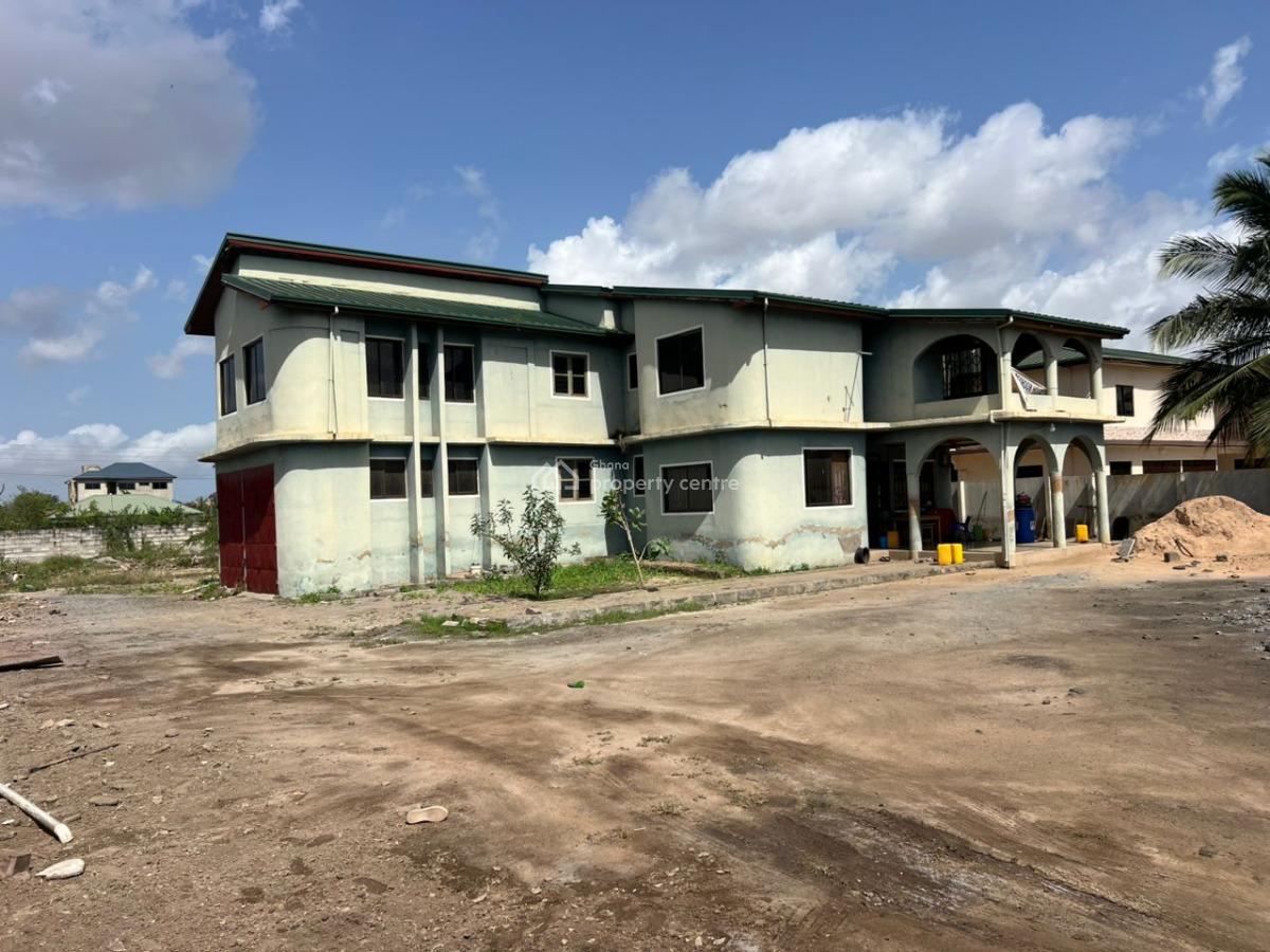 Old House in Afienya, Afienya, Afienya, Tema, Accra, House for Rent