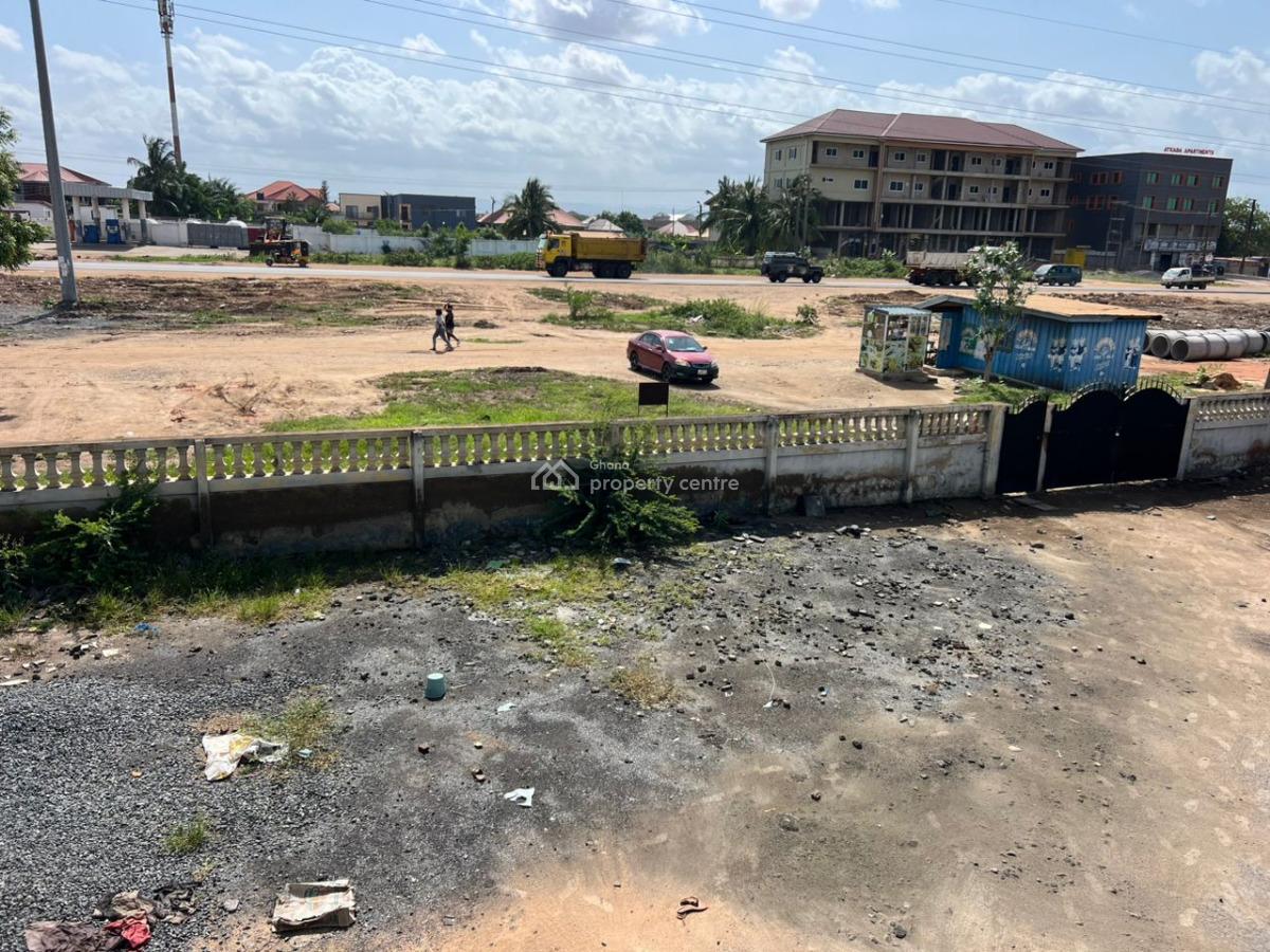 Old House in Afienya, Afienya, Afienya, Tema, Accra, House for Rent