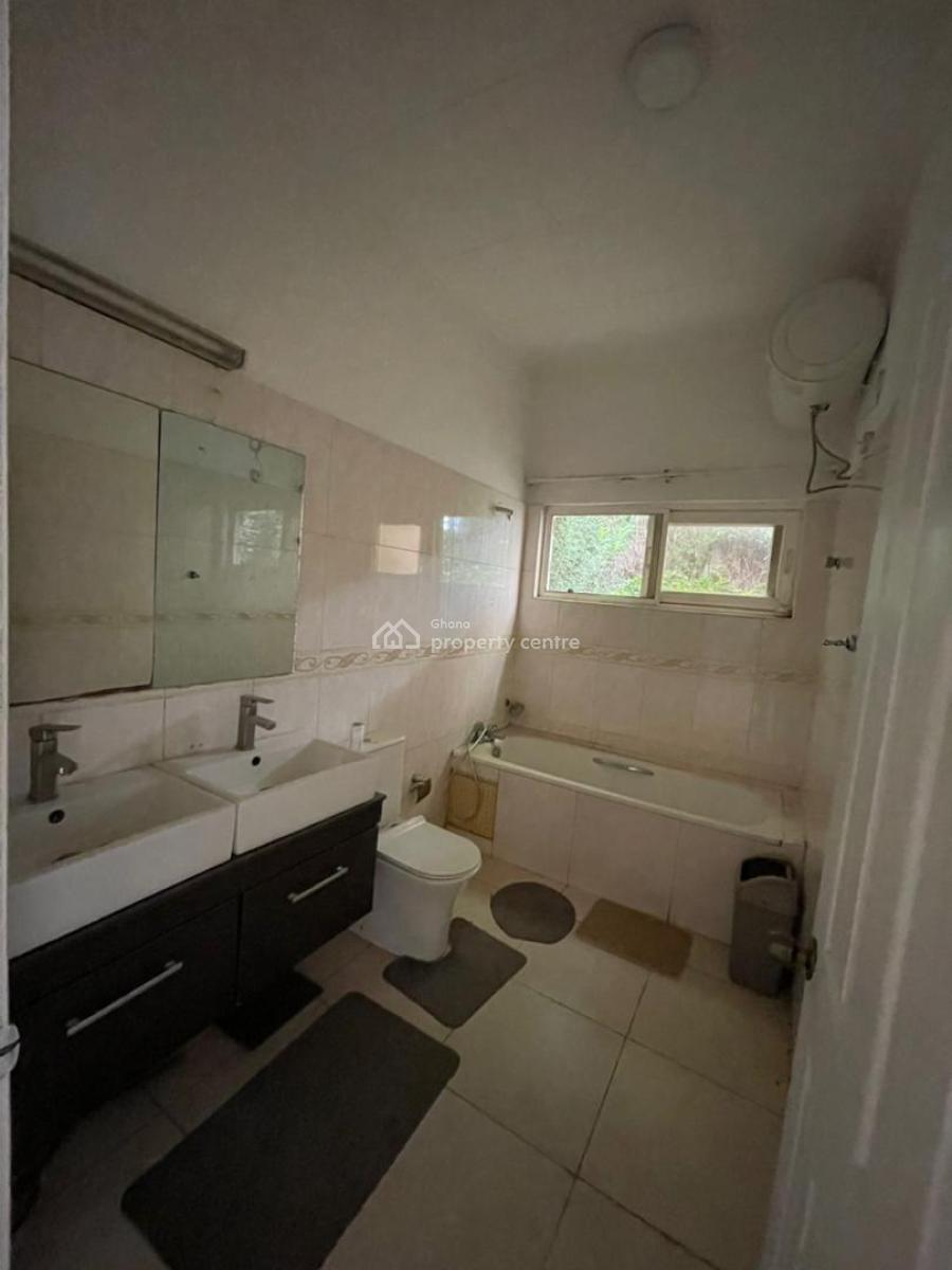 3 Bedroom House with 2 Boys Quarters Diamond Hills, Diamond Hills Manet, Spintex, Accra, House for Sale