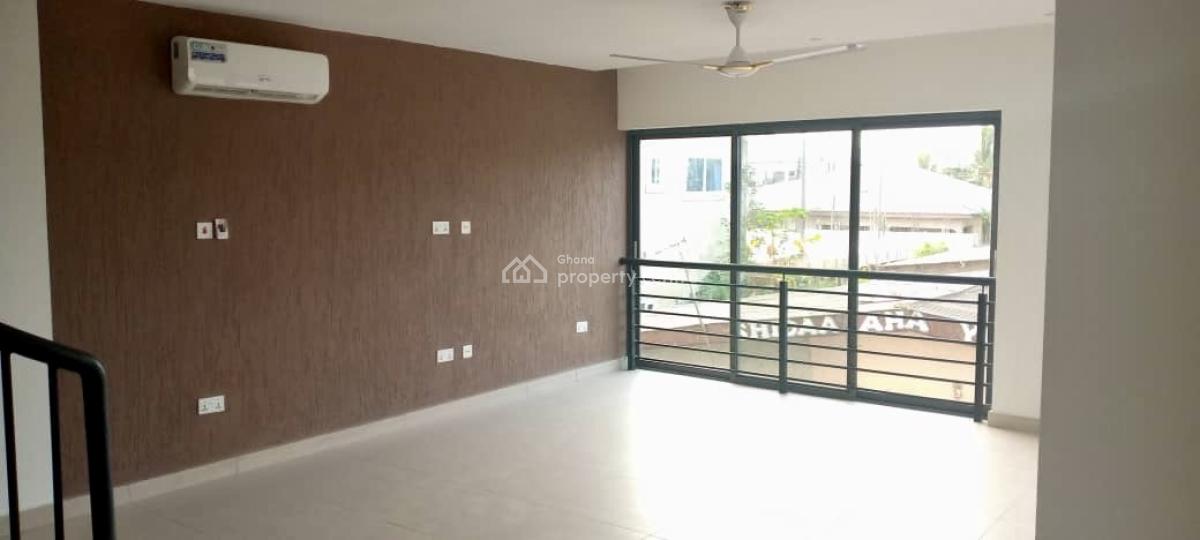 3 Bedroom Loft, Mahama Road, East Airport, Airport Residential Area, Accra, Terraced Duplex for Rent