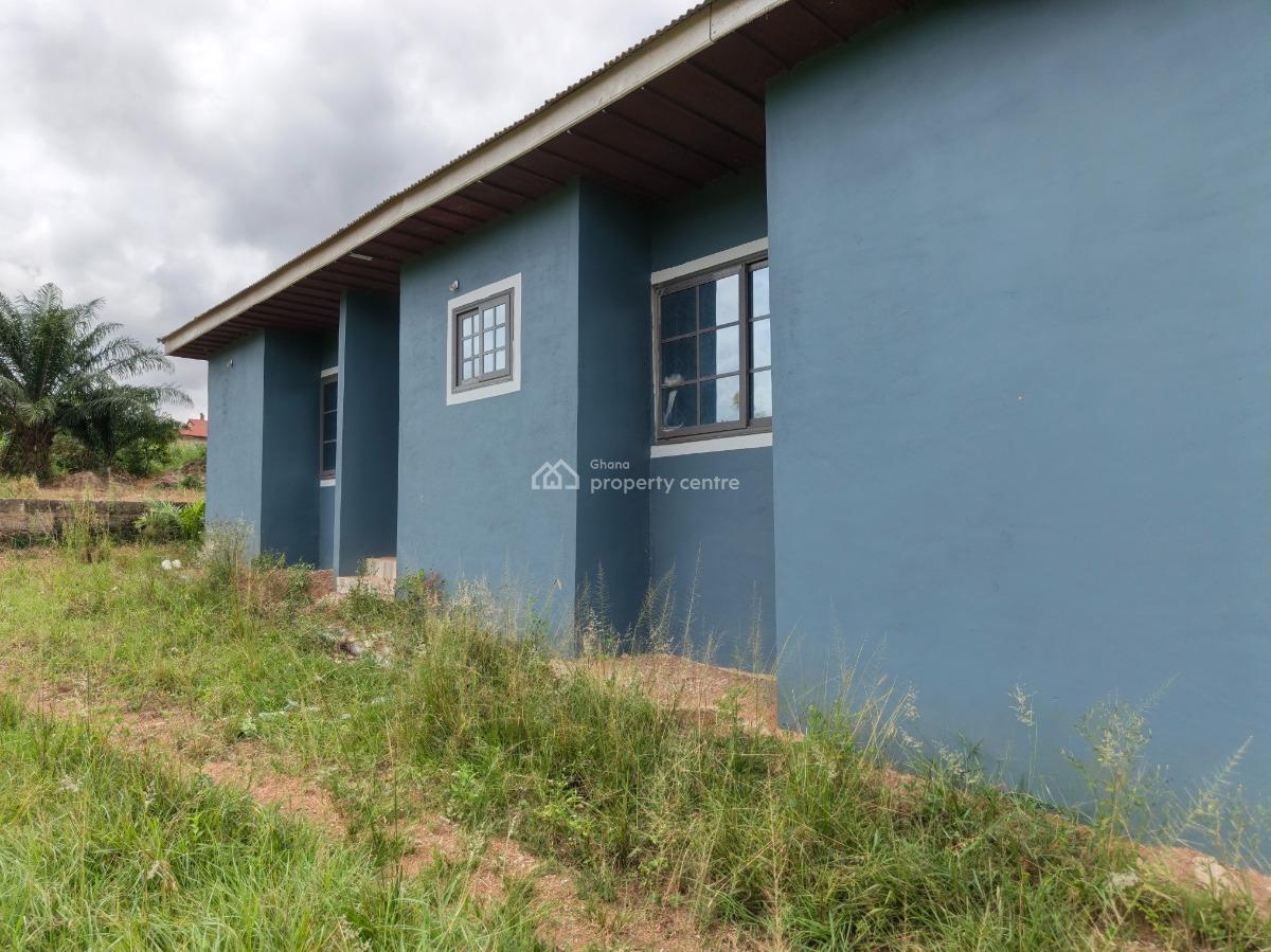 5 Bedrooms, Akropong, Near Osei Tutu Shs., Kumasi Metropolitan, Ashanti, House for Sale