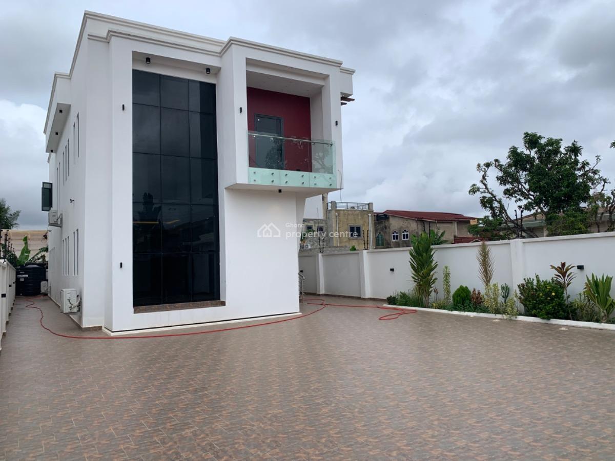 4 Bedrooms House with Boys Quarters, Oyarifa, La Nkwantanang Madina Municipal, Accra, Detached Duplex for Sale
