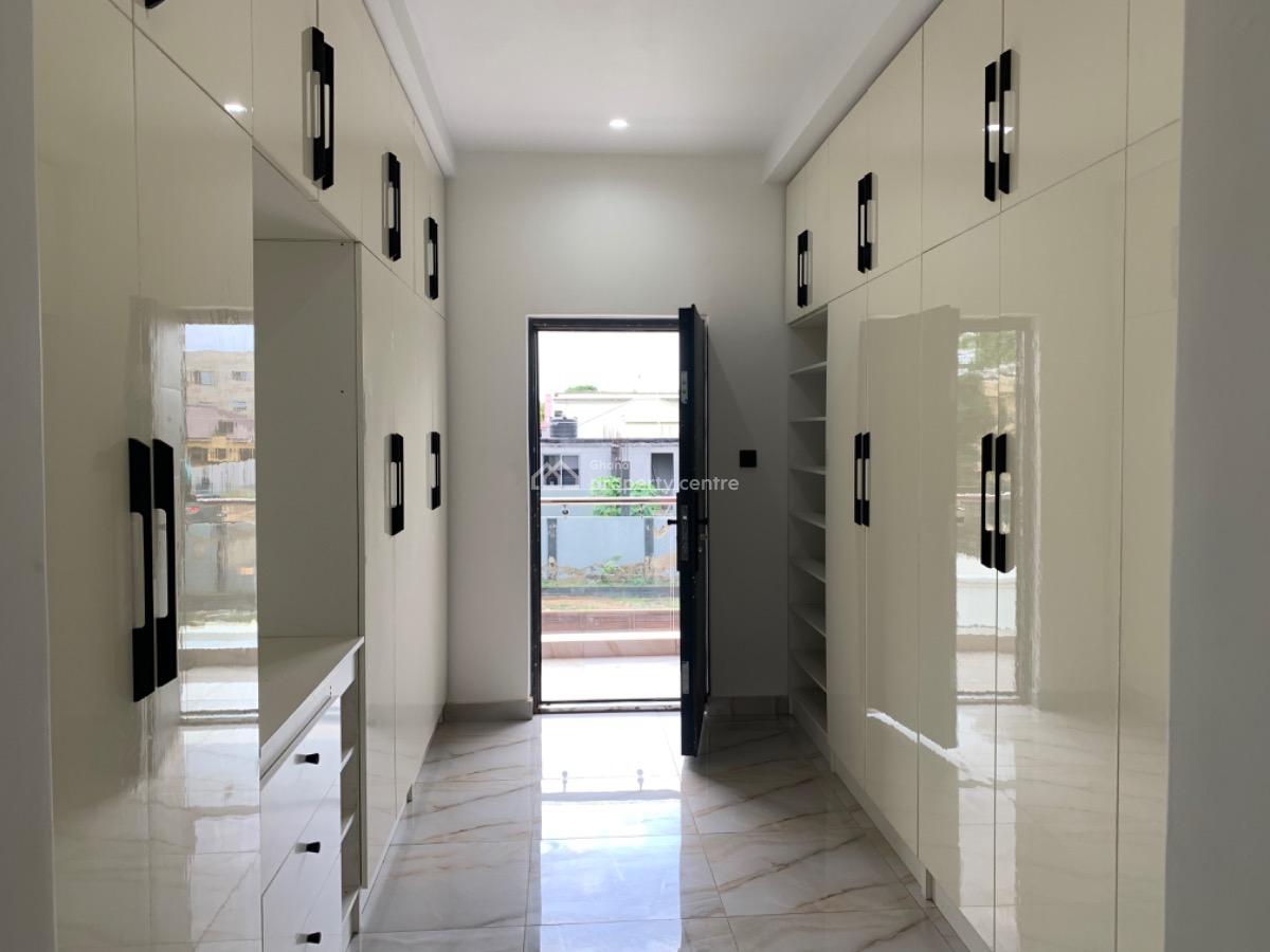 4 Bedrooms House with Boys Quarters, Oyarifa, La Nkwantanang Madina Municipal, Accra, Detached Duplex for Sale