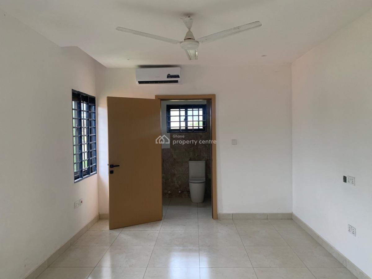 4 Bedrooms House with Boys Quarters, Oyarifa, La Nkwantanang Madina Municipal, Accra, Detached Duplex for Sale