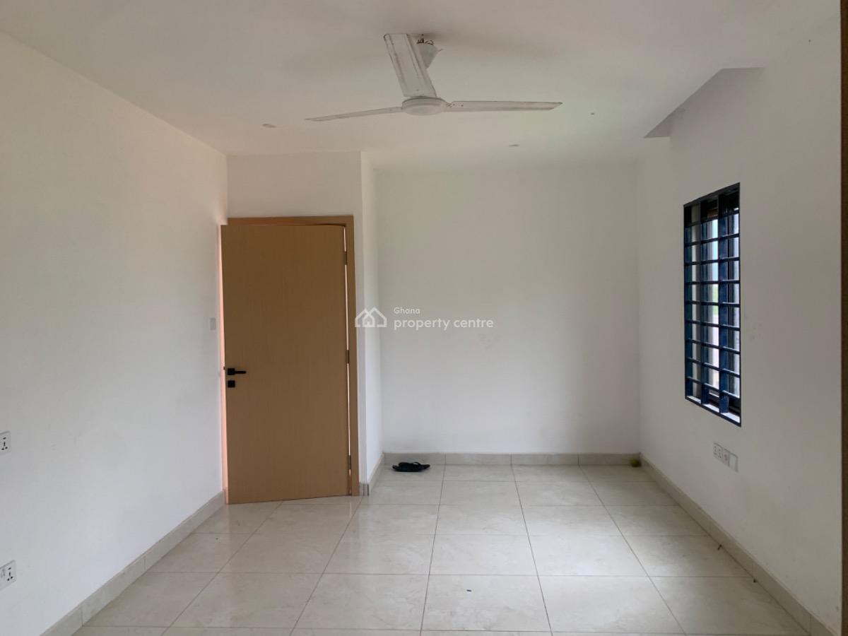 4 Bedrooms House with Boys Quarters, Oyarifa, La Nkwantanang Madina Municipal, Accra, Detached Duplex for Sale