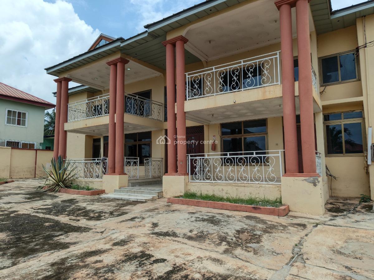 8 Bedrooms, Ejisu, Ejisu-juaben Municipal, Ashanti, House for Sale