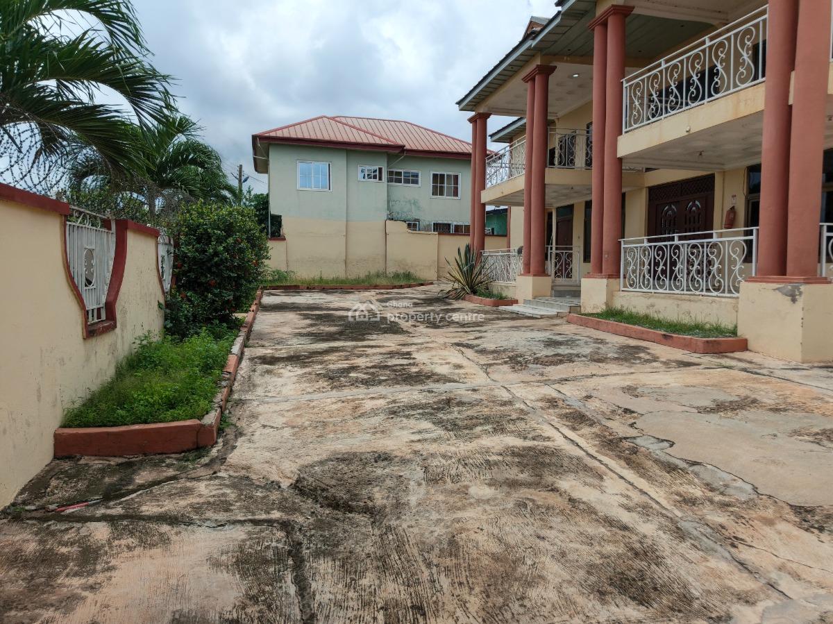 8 Bedrooms, Ejisu, Ejisu-juaben Municipal, Ashanti, House for Sale
