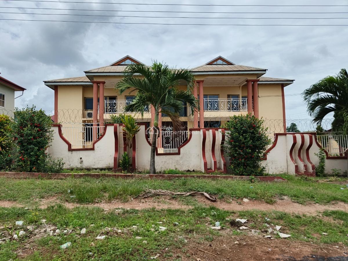 8 Bedrooms, Ejisu, Ejisu-juaben Municipal, Ashanti, House for Sale