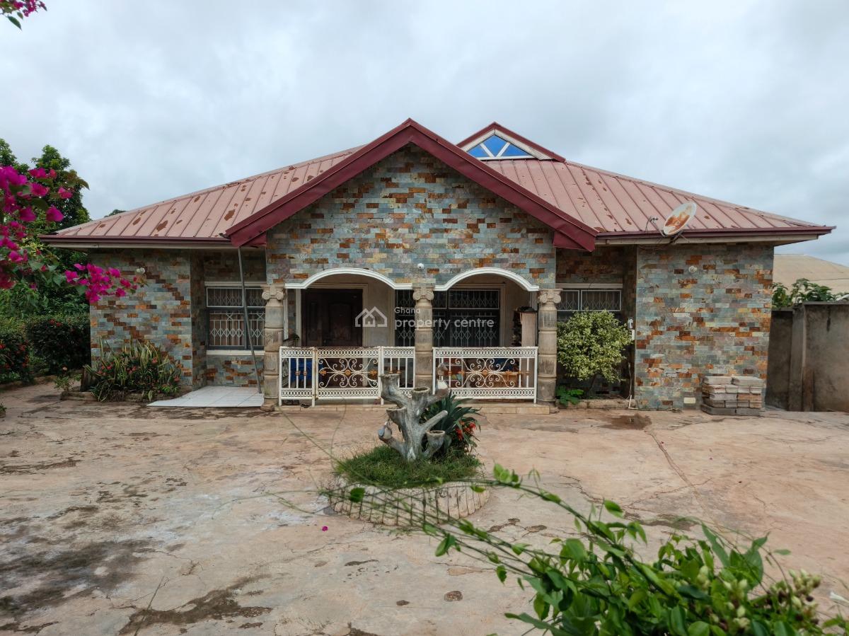 4 Bedrooms, Santasi Trede, Kumasi Metropolitan, Ashanti, House for Sale
