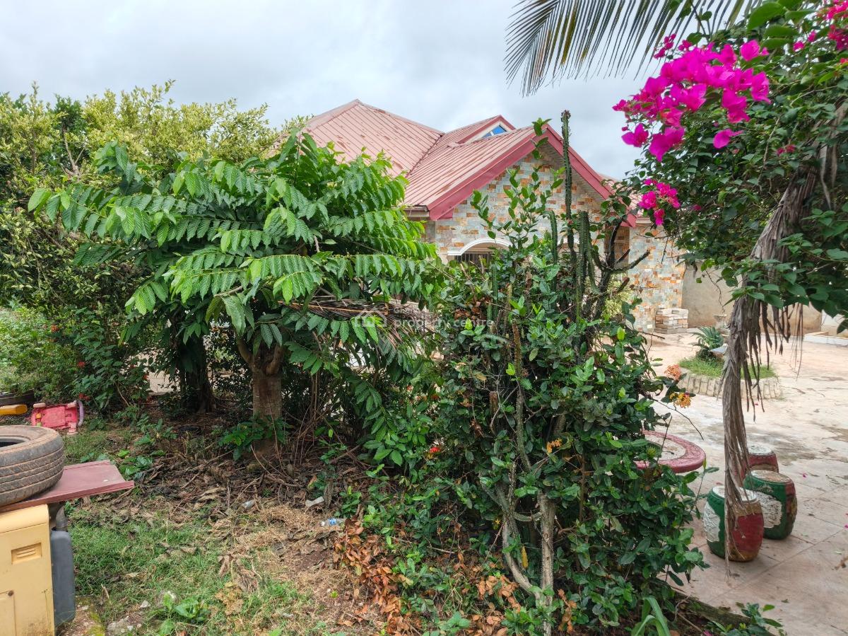4 Bedrooms, Santasi Trede, Kumasi Metropolitan, Ashanti, House for Sale