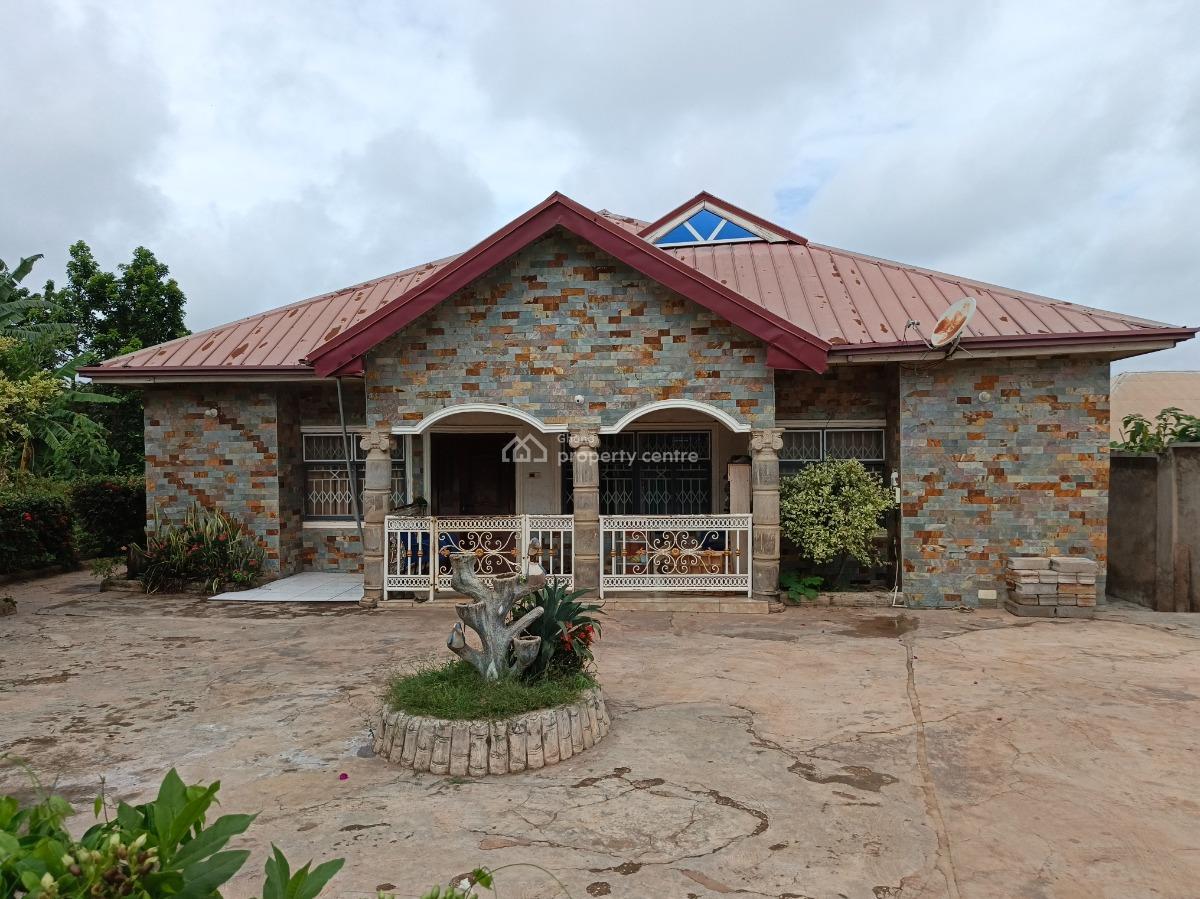 4 Bedrooms, Santasi Trede, Kumasi Metropolitan, Ashanti, House for Sale