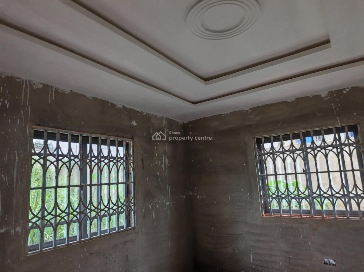 4 Bedrooms, Santasi Nkoransa, Kumasi Metropolitan, Ashanti, House for Sale