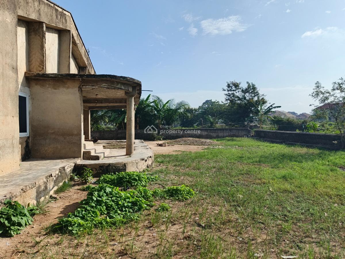 4 Bedrooms, Duase New Site, Near Buokrom, Kumasi Airport., Kumasi Metropolitan, Ashanti, House for Sale