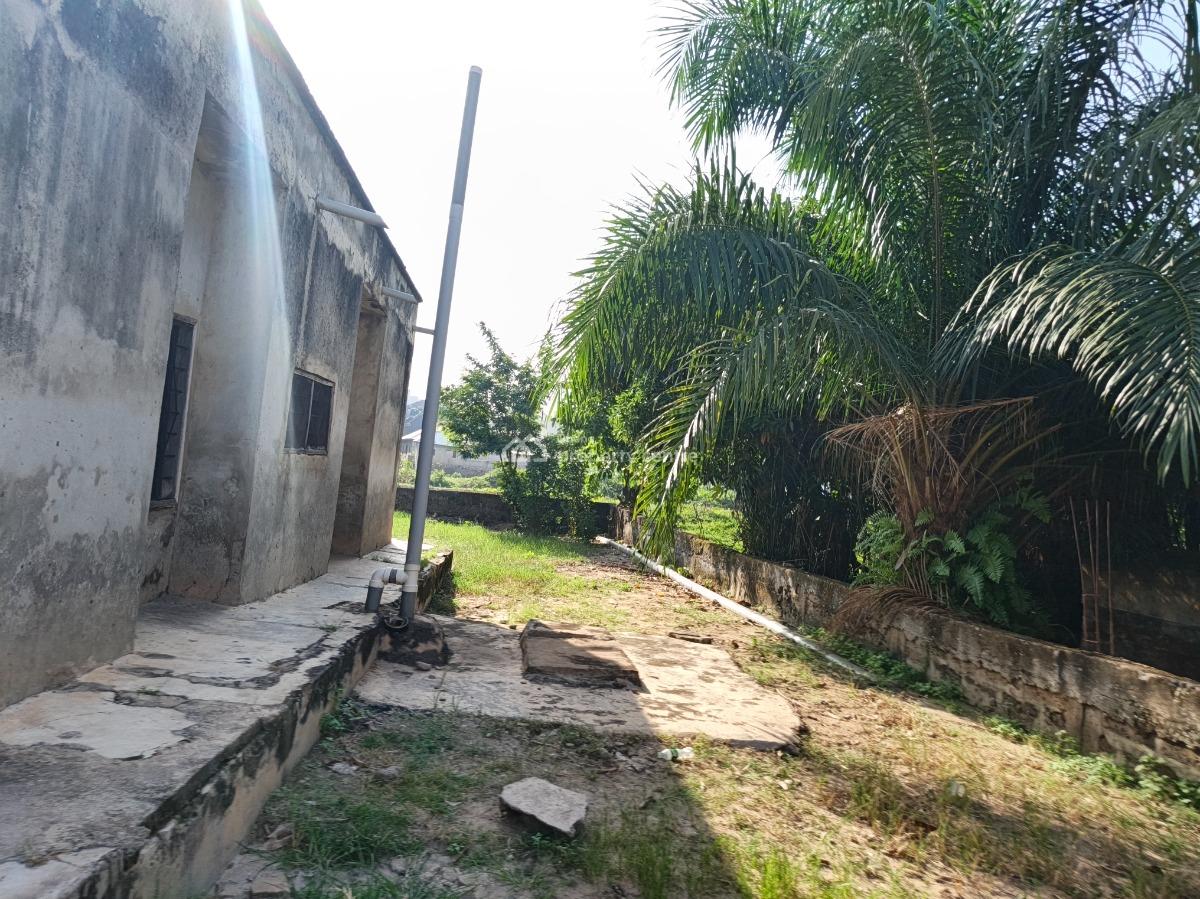 4 Bedrooms, Duase New Site, Near Buokrom, Kumasi Airport., Kumasi Metropolitan, Ashanti, House for Sale