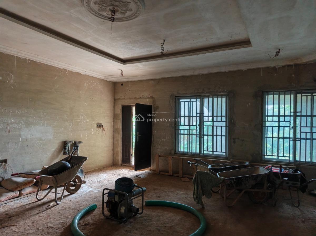 5 Bedrooms, Santasi Nkoransa, Kumasi Metropolitan, Ashanti, House for Sale