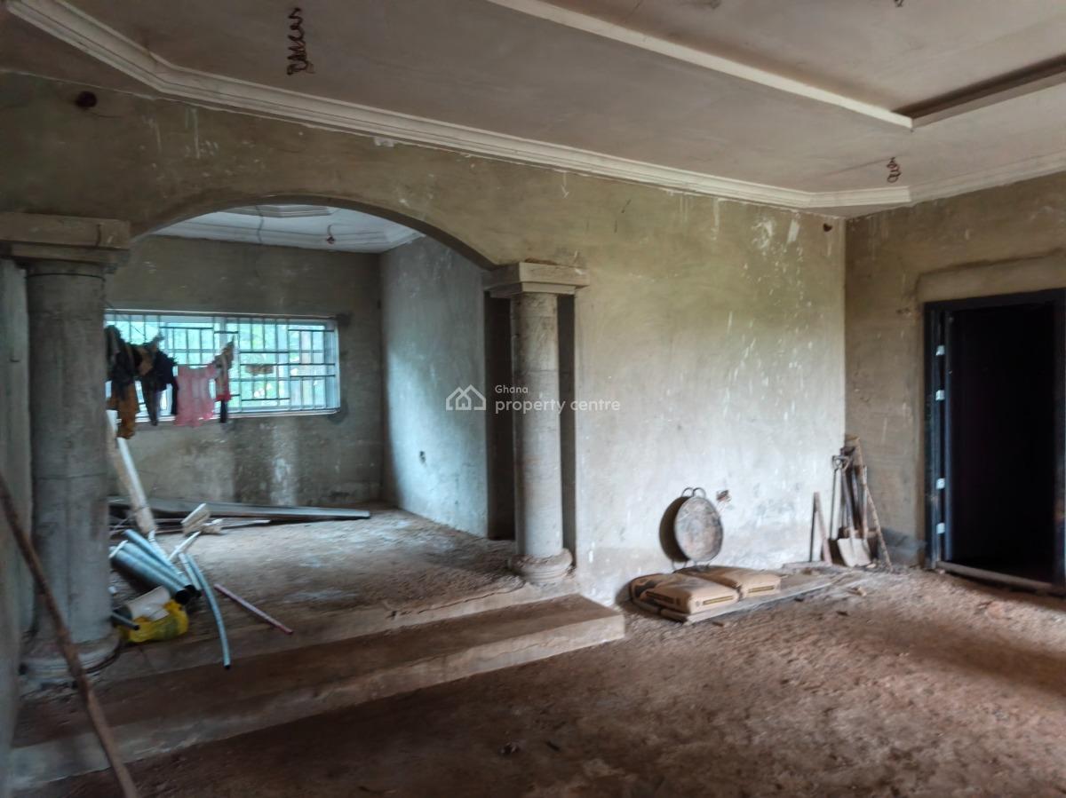 5 Bedrooms, Santasi Nkoransa, Kumasi Metropolitan, Ashanti, House for Sale