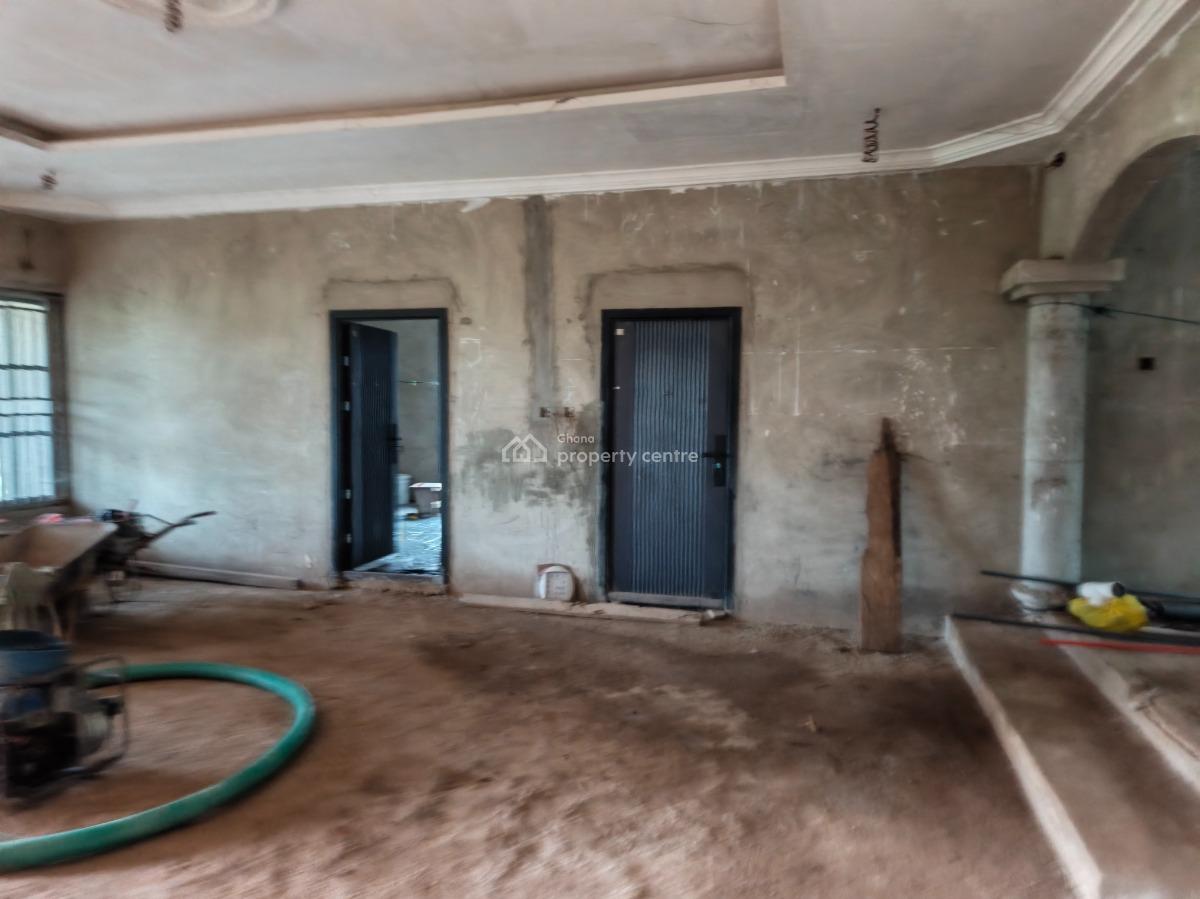 5 Bedrooms, Santasi Nkoransa, Kumasi Metropolitan, Ashanti, House for Sale