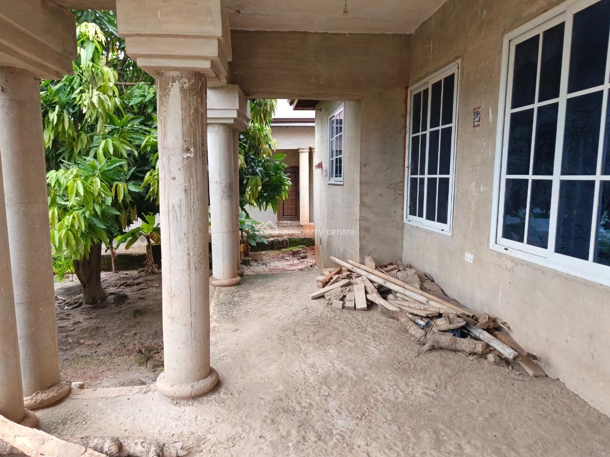 5 Bedrooms, Santasi Nkoransa, Kumasi Metropolitan, Ashanti, House for Sale