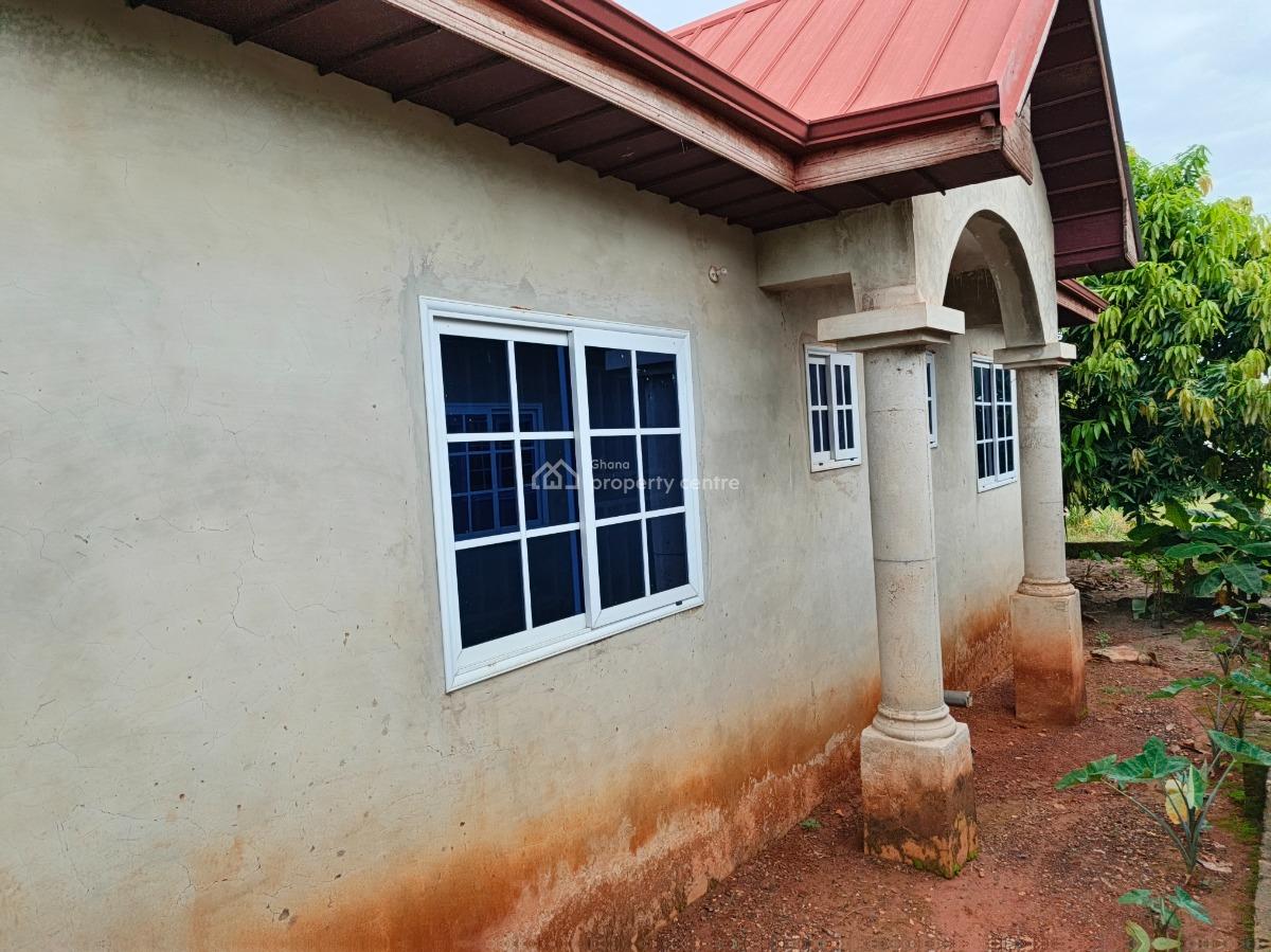 5 Bedrooms, Santasi Nkoransa, Kumasi Metropolitan, Ashanti, House for Sale