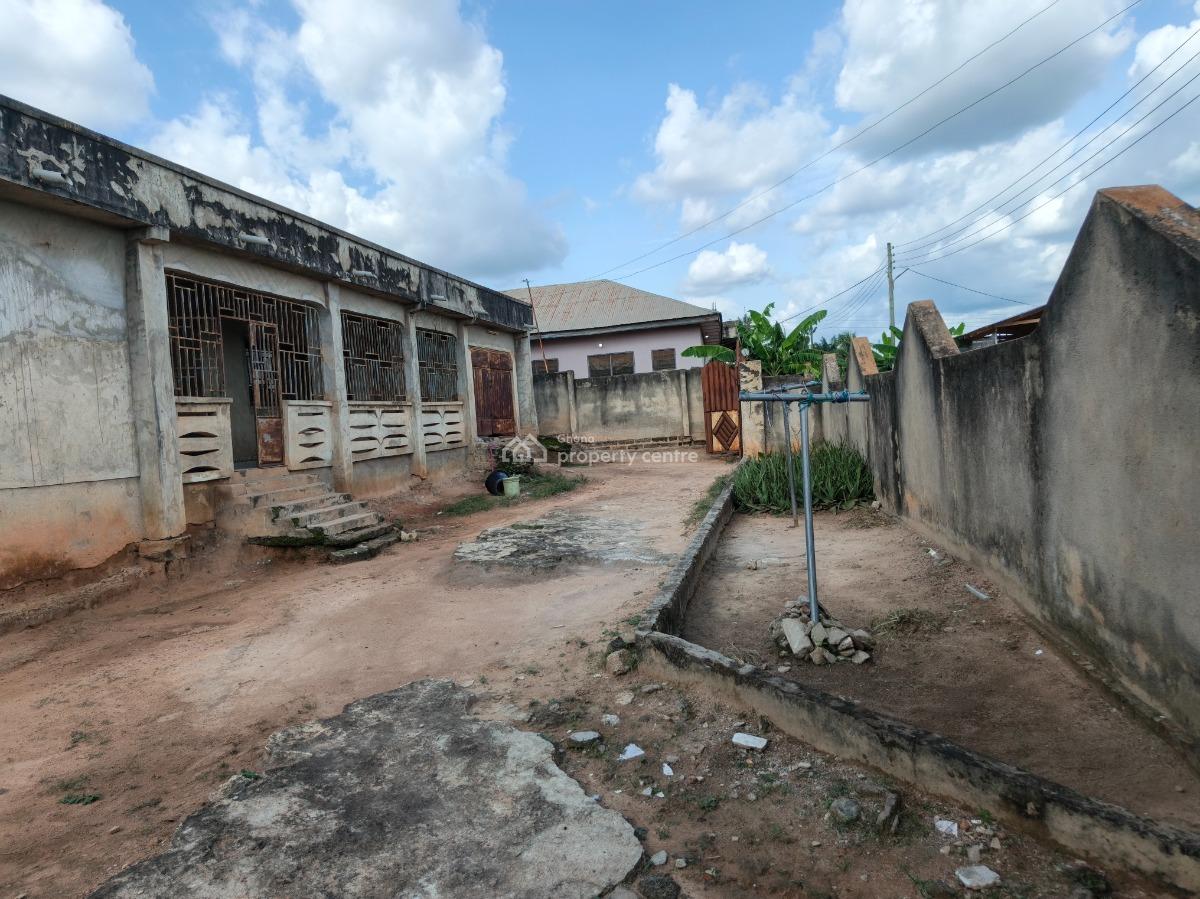 7 Bedrooms House, Emina, Near Tech, Knust, Boadi., Kumasi Metropolitan, Ashanti, House for Sale