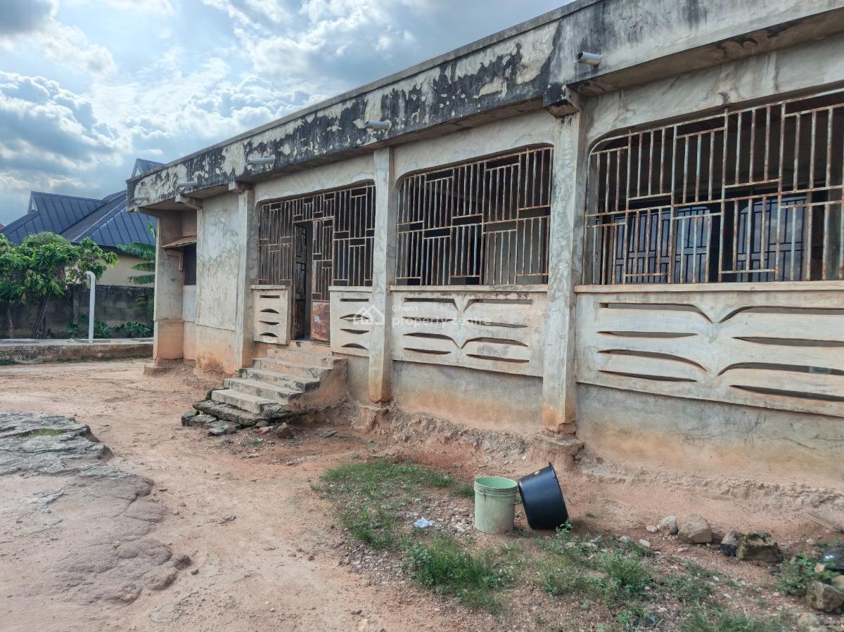 7 Bedrooms House, Emina, Near Tech, Knust, Boadi., Kumasi Metropolitan, Ashanti, House for Sale
