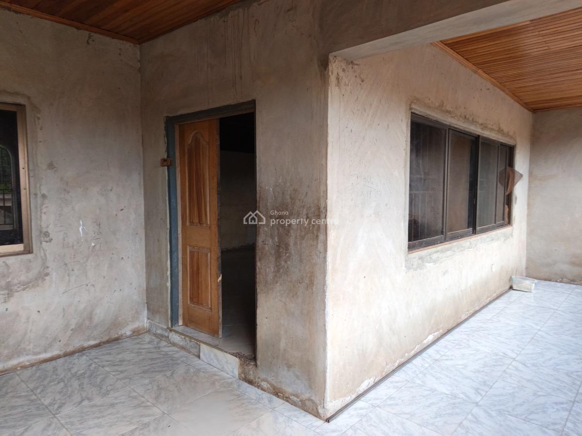 7 Bedrooms House, Emina, Near Tech, Knust, Boadi., Kumasi Metropolitan, Ashanti, House for Sale