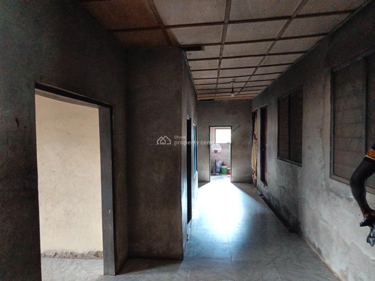 7 Bedrooms House, Emina, Near Tech, Knust, Boadi., Kumasi Metropolitan, Ashanti, House for Sale