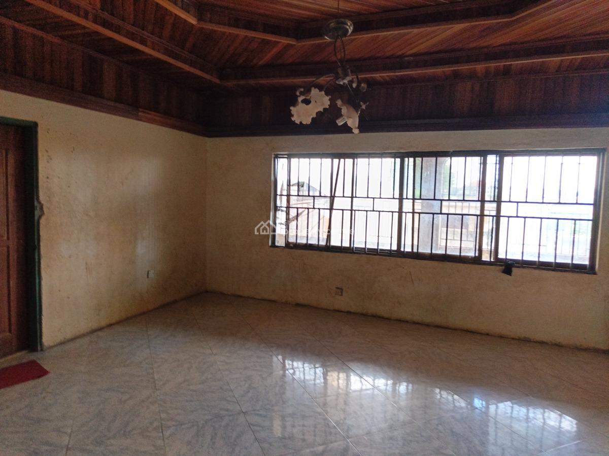 7 Bedrooms House, Emina, Near Tech, Knust, Boadi., Kumasi Metropolitan, Ashanti, House for Sale