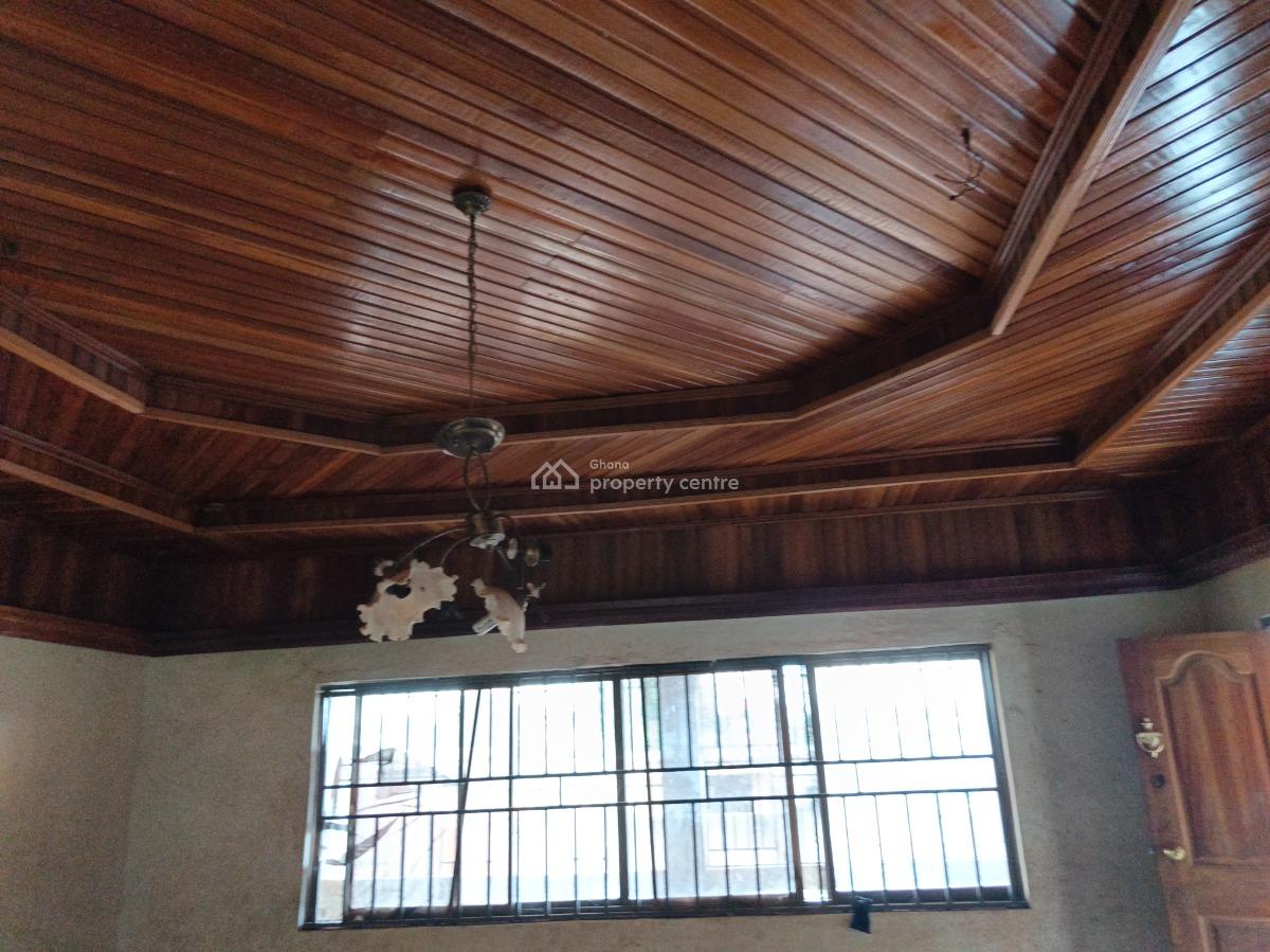 7 Bedrooms House, Emina, Near Tech, Knust, Boadi., Kumasi Metropolitan, Ashanti, House for Sale