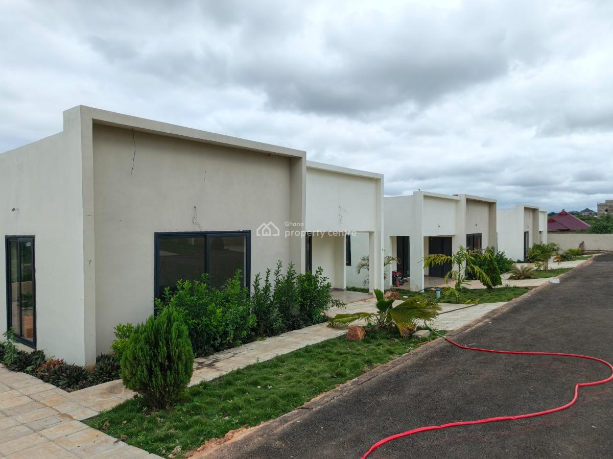 3 Bedrooms.   ( Gated Homes), Abuakwa Akropong, Kumasi Metropolitan, Ashanti, House for Sale