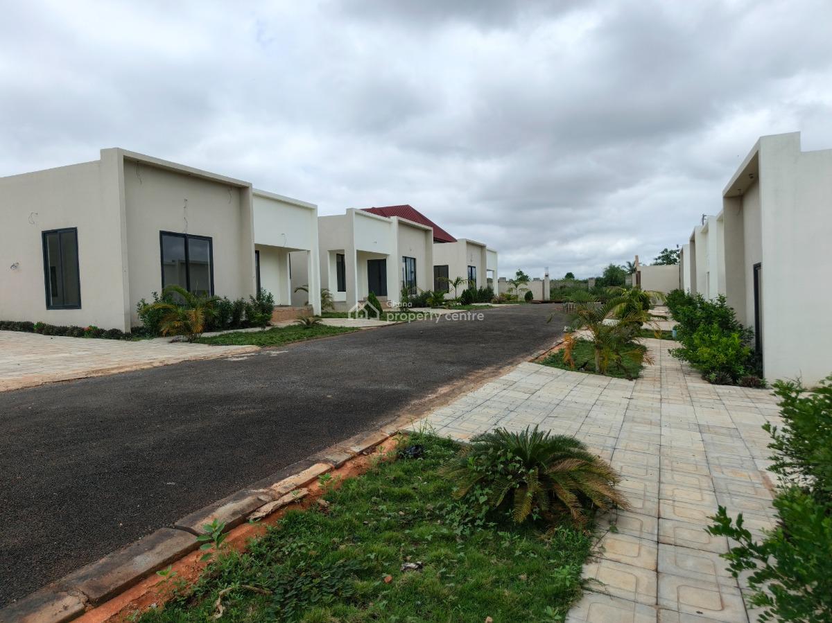 Gated Estate Homes ( 2 & 3 Bedrooms Houses), Abuakwa Akropong, Atwima Nwabiagya, Ashanti, House for Sale
