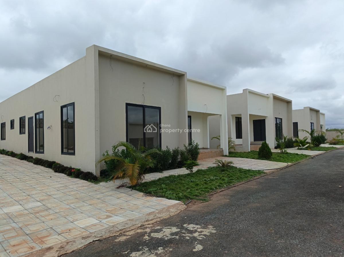 Gated Estate Homes ( 2 & 3 Bedrooms Houses), Abuakwa Akropong, Atwima Nwabiagya, Ashanti, House for Sale
