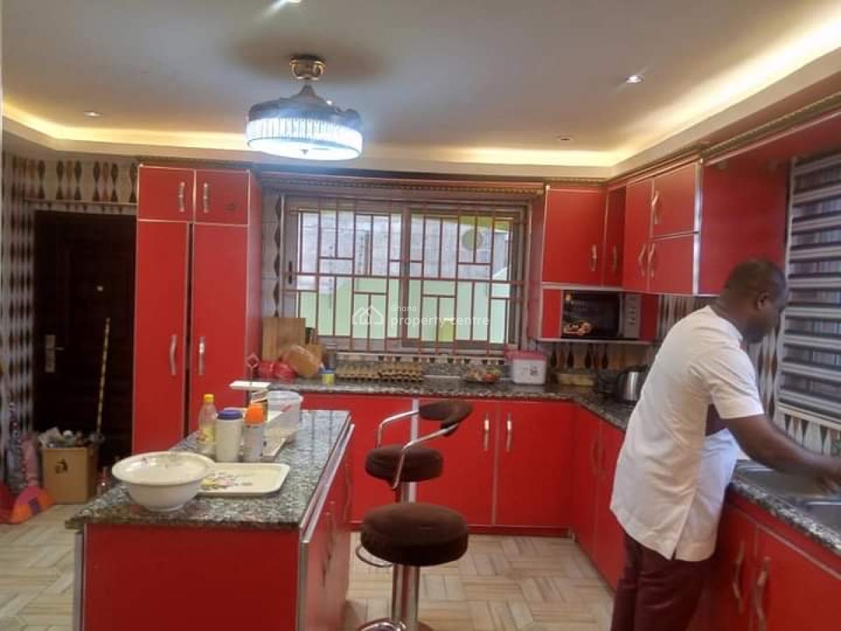 5 Bedrooms at Nsawam Pampaso, Pampaso, Nsawam, Akuapim South Municipal, Eastern Region, Detached Bungalow for Sale