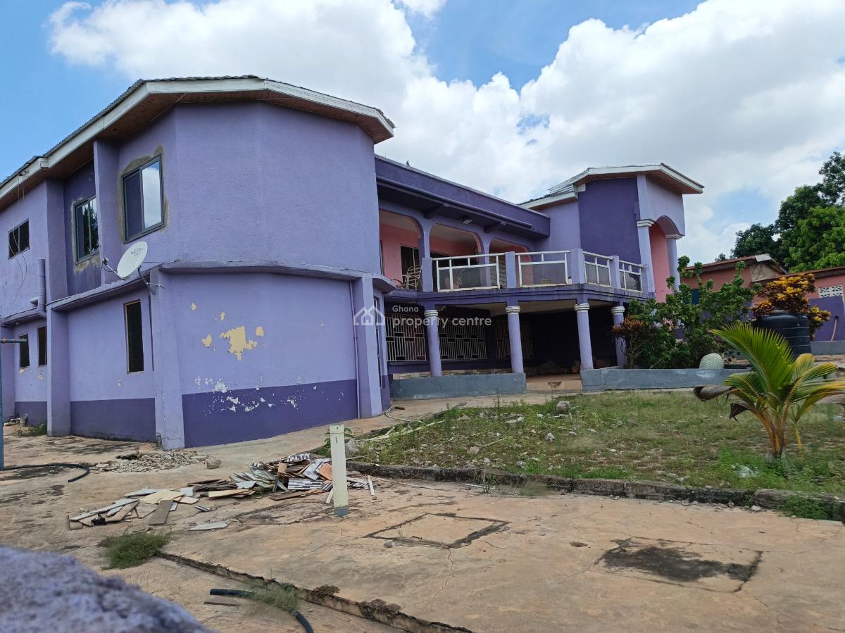 6 Bedrooms, Kronum Afrancho, Kumasi Metropolitan, Ashanti, House for Sale