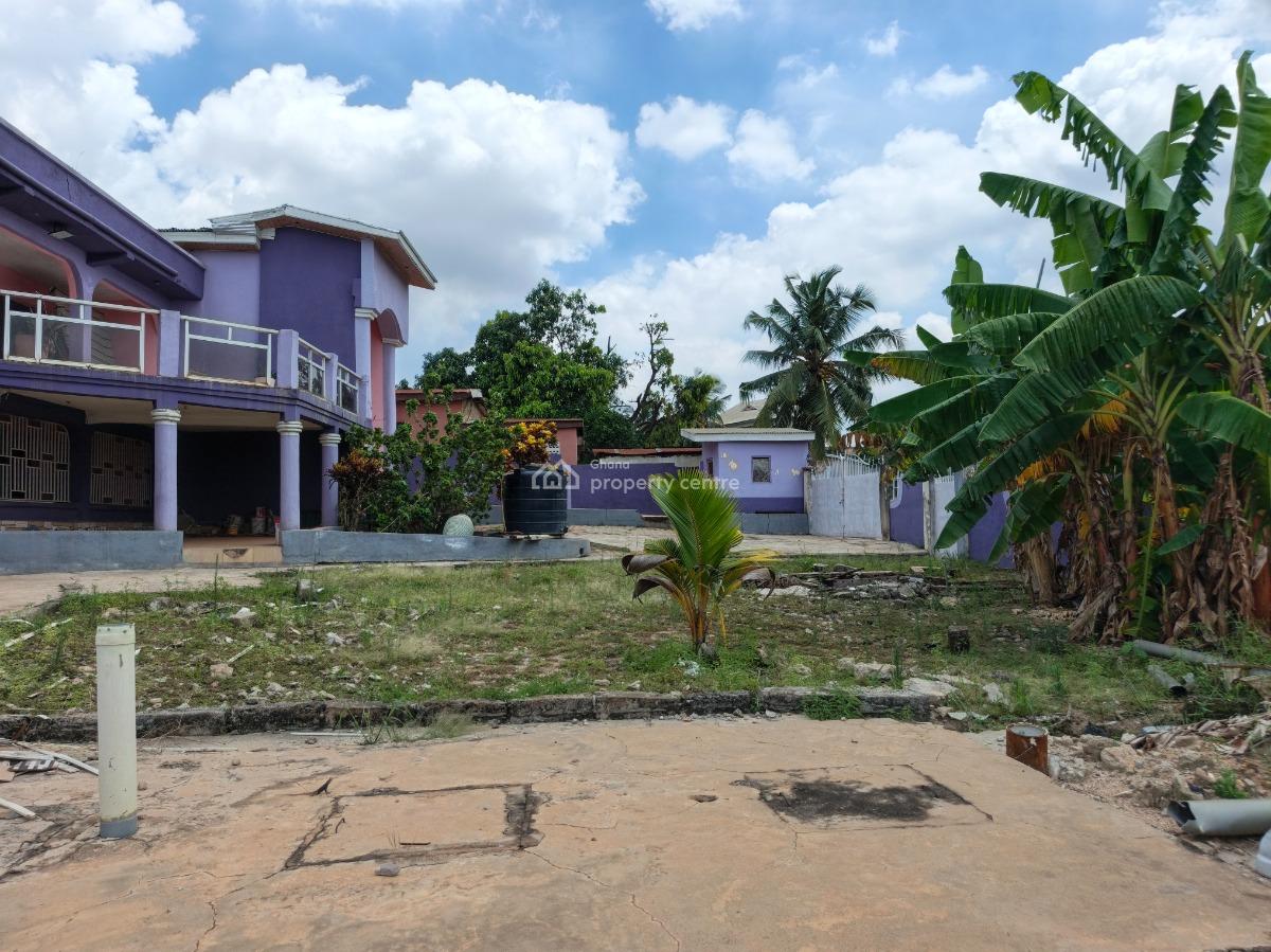 6 Bedrooms, Kronum Afrancho, Kumasi Metropolitan, Ashanti, House for Sale