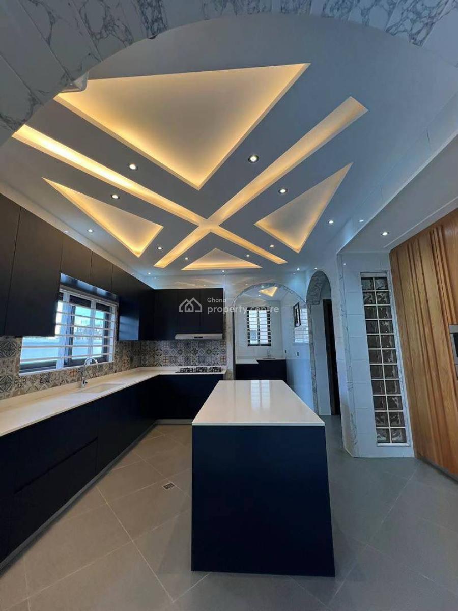 5 Bedrooms, West Trasacco, East Airport, Airport Residential Area, Accra, Detached Bungalow for Sale