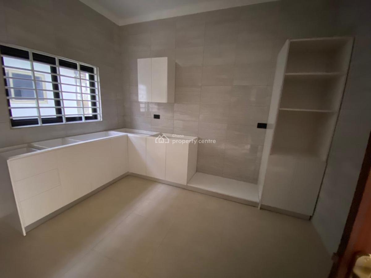 Executive 2 Bedroom, Racecourse Junction, Ga Central Municipal, Accra, Apartment for Rent