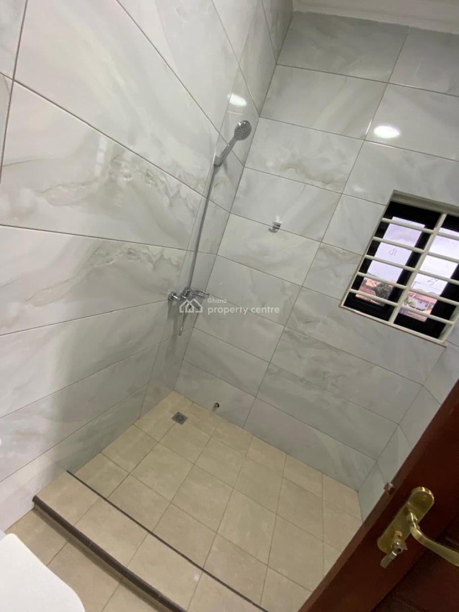 Executive 2 Bedroom, Racecourse Junction, Ga Central Municipal, Accra, Apartment for Rent