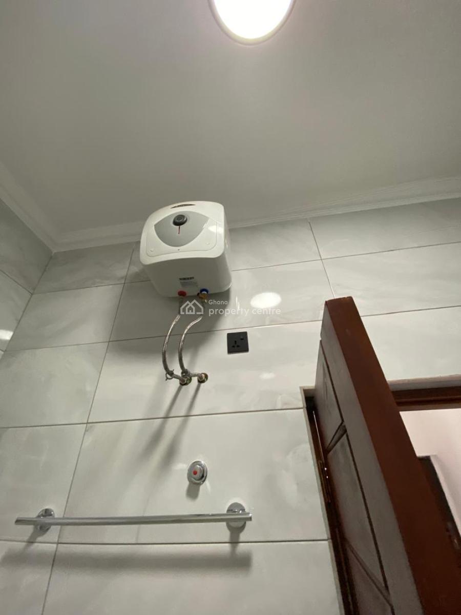 Executive 2 Bedroom, Racecourse Junction, Ga Central Municipal, Accra, Apartment for Rent