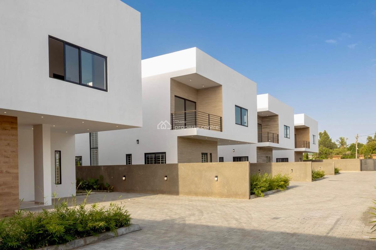 4 Bedroom Townhouse with Private Pool in a Gated Community, North Legon, Accra, Townhouse for Sale